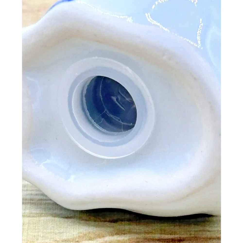 Andrea by Sadek Blue And White Cats Kitties Salt and Pepper Shakers and Tray Set